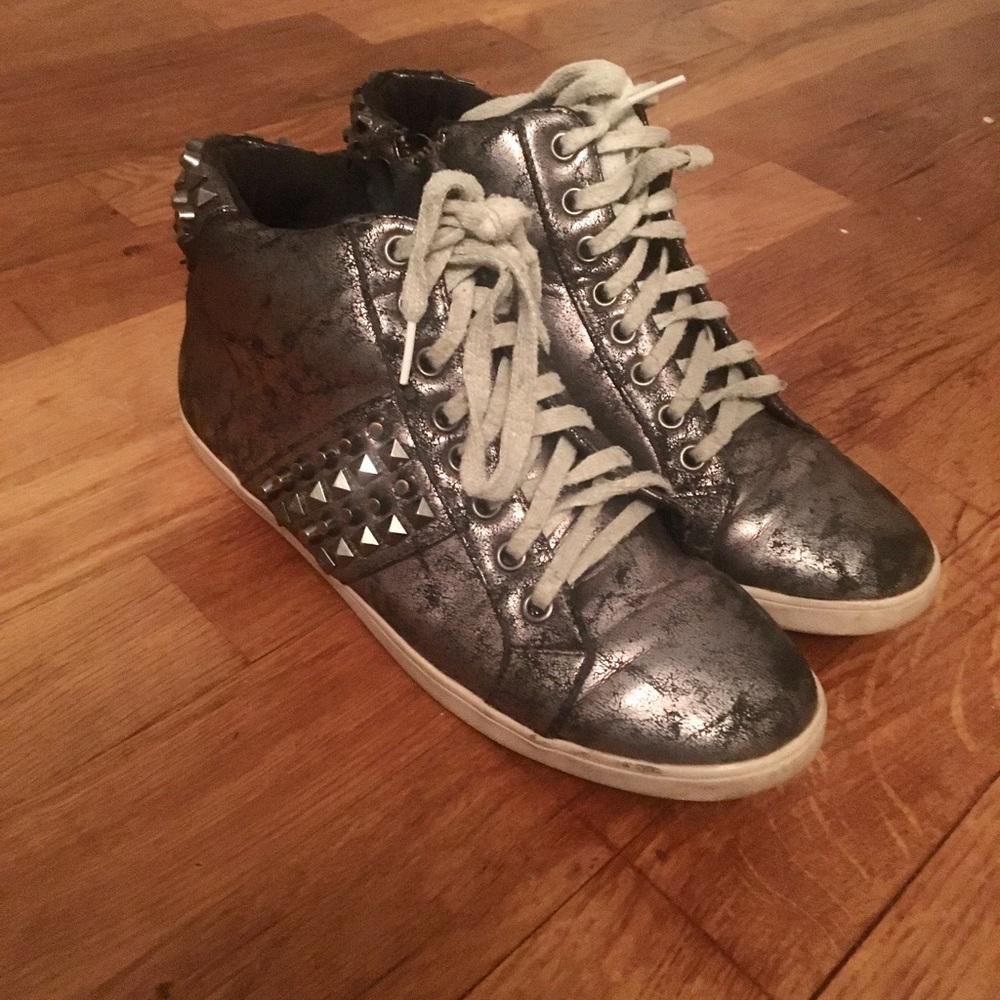 Metallic sneakers with studs